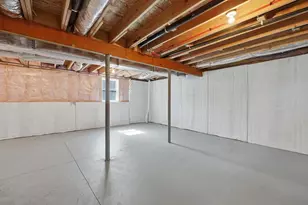 129 Quinapoxet St, Holden, MA 01522 - Photo 38