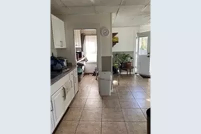 15 Otto St, Brockton, MA 02302 - Photo 6