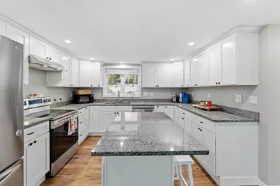 160 Cottage St, Athol, MA 01331 - Photo 6