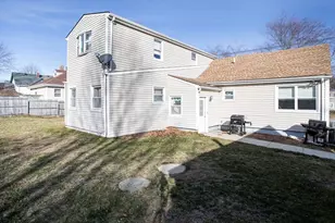 162 Wilbur Ave, Swansea, MA 02777 - Photo 6