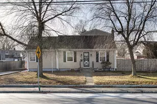 162 Wilbur Ave, Swansea, MA 02777 - Photo 2