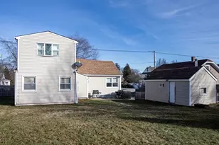 162 Wilbur Ave, Swansea, MA 02777 - Photo 8