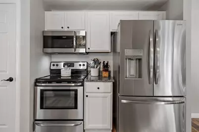 240 Stoneybrook Rd, Fitchburg, MA 01420 - Photo 12