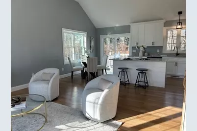 611 Prospect St, Methuen, MA 01844 - Photo 8