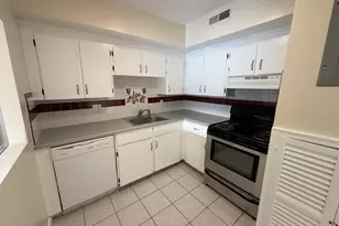 113 Oak Ln, Brockton, MA 02301 - Photo 20