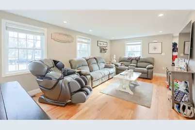 43 Marjorie St, Attleboro, MA 02703 - Photo 18