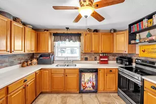 26 Stephen Dr, Webster, MA 01570 - Photo 16