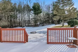 26 Stephen Dr, Webster, MA 01570 - Photo 6