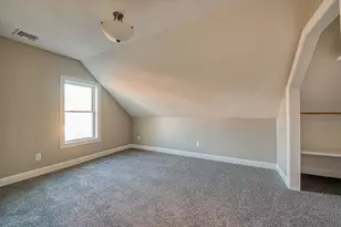 1384 Cohannet St, Taunton, MA 02780 - Photo 24