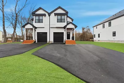 138 Fisher St #A, Attleboro, MA 02703 - Photo 2