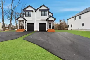 138 Fisher St, Attleboro, MA 02703 - Photo 2