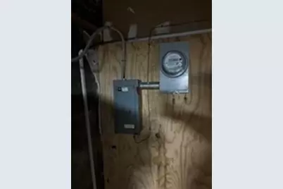 1607 Acushnet Ave, New Bedford, MA 02746 - Photo 18