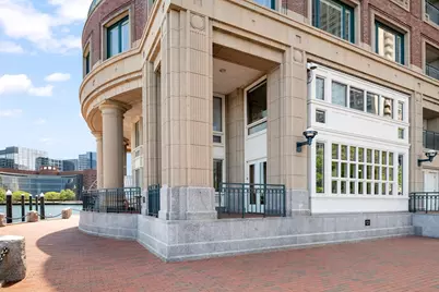 20 Rowes Wharf #TH7, Boston, MA 02110 - Photo 2