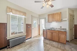 658 Main St, West Springfield, MA 01089 - Photo 16