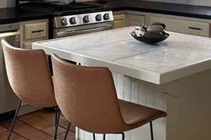 24 Pond St, Marblehead, MA 01945 - Photo 8