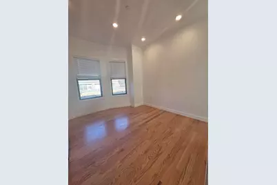 165 Hawthorne #203, Chelsea, MA 02150 - Photo 2