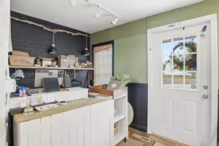 148 River St, West Springfield, MA 01089 - Photo 10