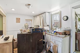 148 River St, West Springfield, MA 01089 - Photo 12