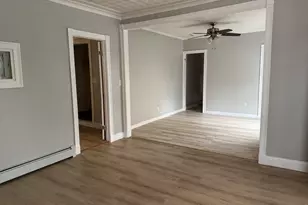 409 Moody St, Lowell, MA 01854 - Photo 12