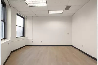 435 Lancaster St #327, Leominster, MA 01453 - Photo 2