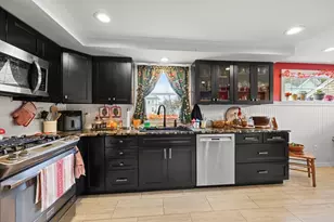 83 Oklahoma St, Springfield, MA 01104 - Photo 12