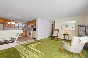 32 Tina Ave, Brockton, MA 02302 - Photo 4