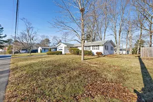 32 Tina Ave, Brockton, MA 02302 - Photo 16