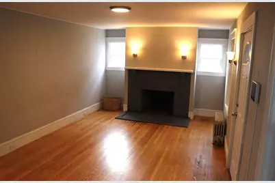 35 Pearl St, Fitchburg, MA 01420 - Photo 4