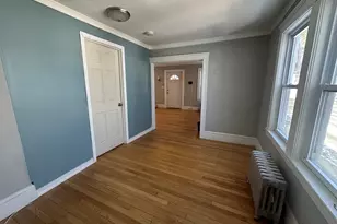 35 Pearl St, Fitchburg, MA 01420 - Photo 8