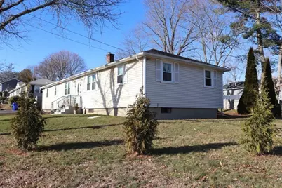2 Genetti Circle #2, Bedford, MA 01730 - Photo 2