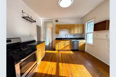 67 Washburn Ave. #2, Cambridge, MA 02140 - Photo 2