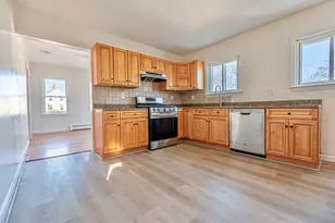 64R Hazard St, New Bedford, MA 02740 - Photo 8