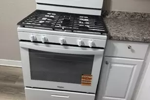 153 Union St, Lawrence, MA 01841 - Photo 4