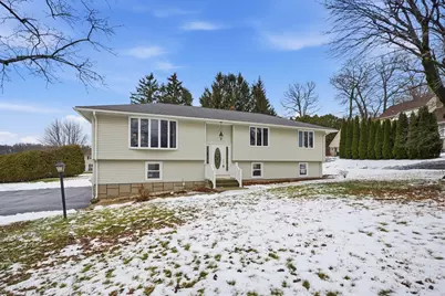 63 Helene St, Ludlow, MA 01056 - Photo 2