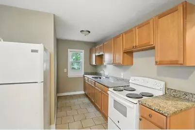 16-18 Haumont Terrace, Springfield, MA 01104 - Photo 4