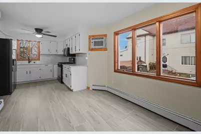 233 Franklin St, Fall River, MA 02720 - Photo 4