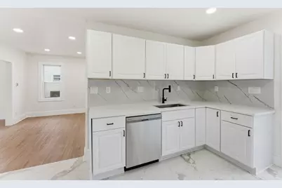 58 Field St, West Springfield, MA 01089 - Photo 6