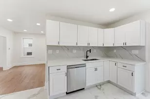 58 Field St, West Springfield, MA 01089 - Photo 6