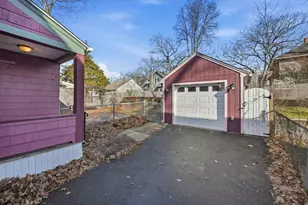 785 Dickinson St, Springfield, MA 01108 - Photo 6
