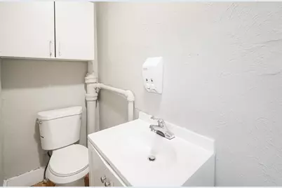 168 Lunenburg St, Fitchburg, MA 01420 - Photo 10