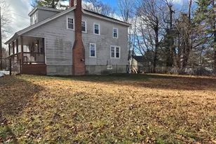 324-1/2 Chestnut St, Clinton, MA 01510 - Photo 2