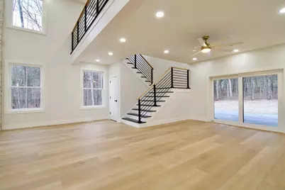 4 Mohawk St, Wilbraham, MA 01095 - Photo 10