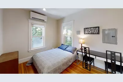 307 Tappan St #3, Brookline, MA 02445 - Photo 8