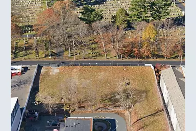 586 Canterbury Street, Boston, MA 02131 - Photo 8