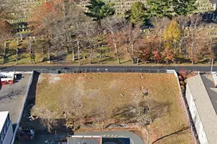 586 Canterbury St, Boston, MA 02131 - Photo 8