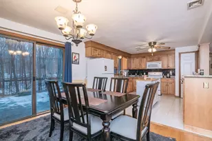 177 Edgewood Rd, West Springfield, MA 01089 - Photo 8