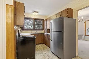 18 - 20 Haynes Ct, Leominster, MA 01453 - Photo 6