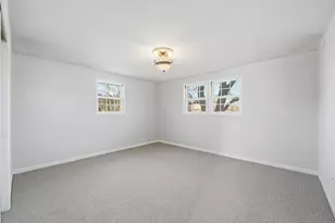 5 Pilgrim Cir, Methuen, MA 01844 - Photo 12