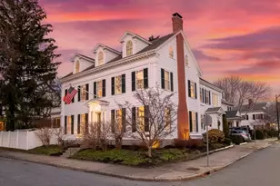 118 Cottage St, New Bedford, MA 02740 - Photo 2