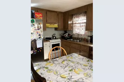 596 Ash St, Brockton, MA 02301 - Photo 2